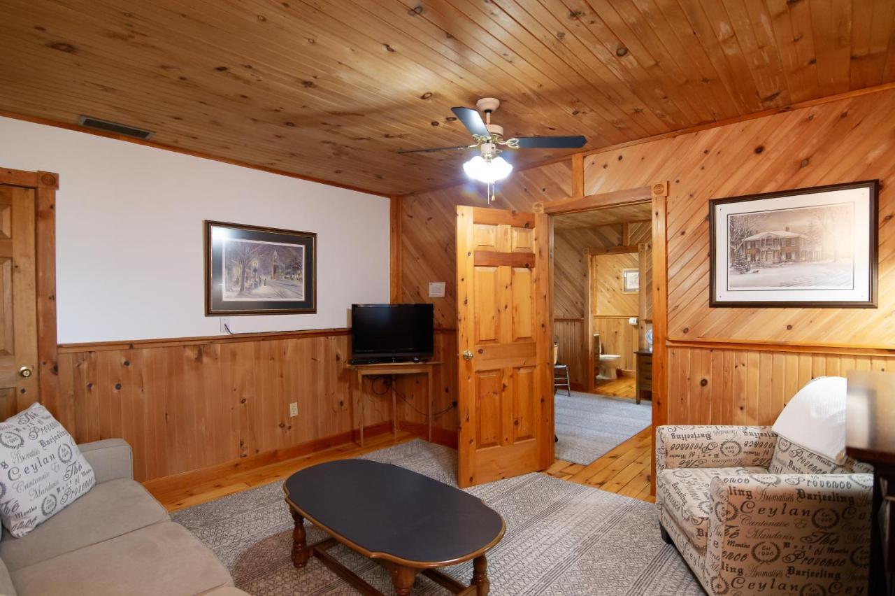 Bye The Bay Bed And Breakfast Ridgetown Экстерьер фото