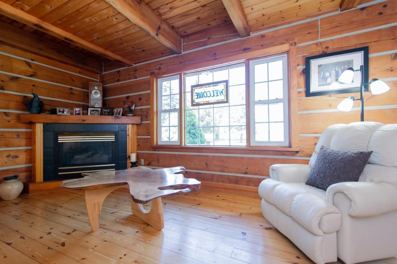 Bye The Bay Bed And Breakfast Ridgetown Экстерьер фото